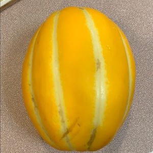 Meet your Posher, Iris